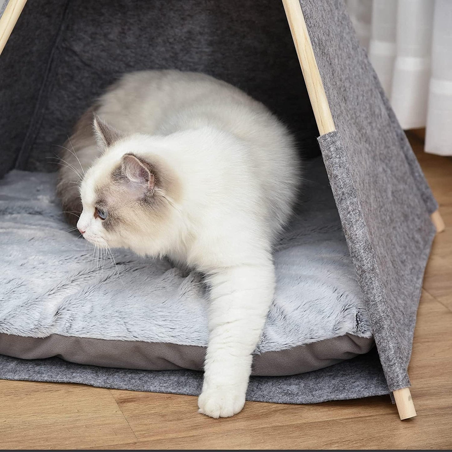 Chic Pet Teepee Tent