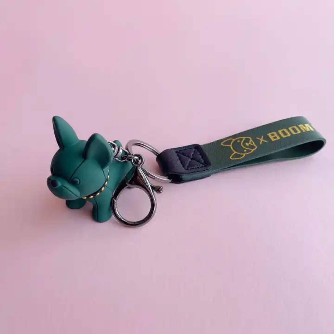 Pawfect Companions: Resin Keyrings for Pet Owners and Pet Lovers (Green)